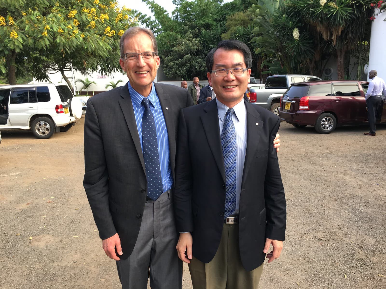 陳建信 弟兄 - 肯亞贈經